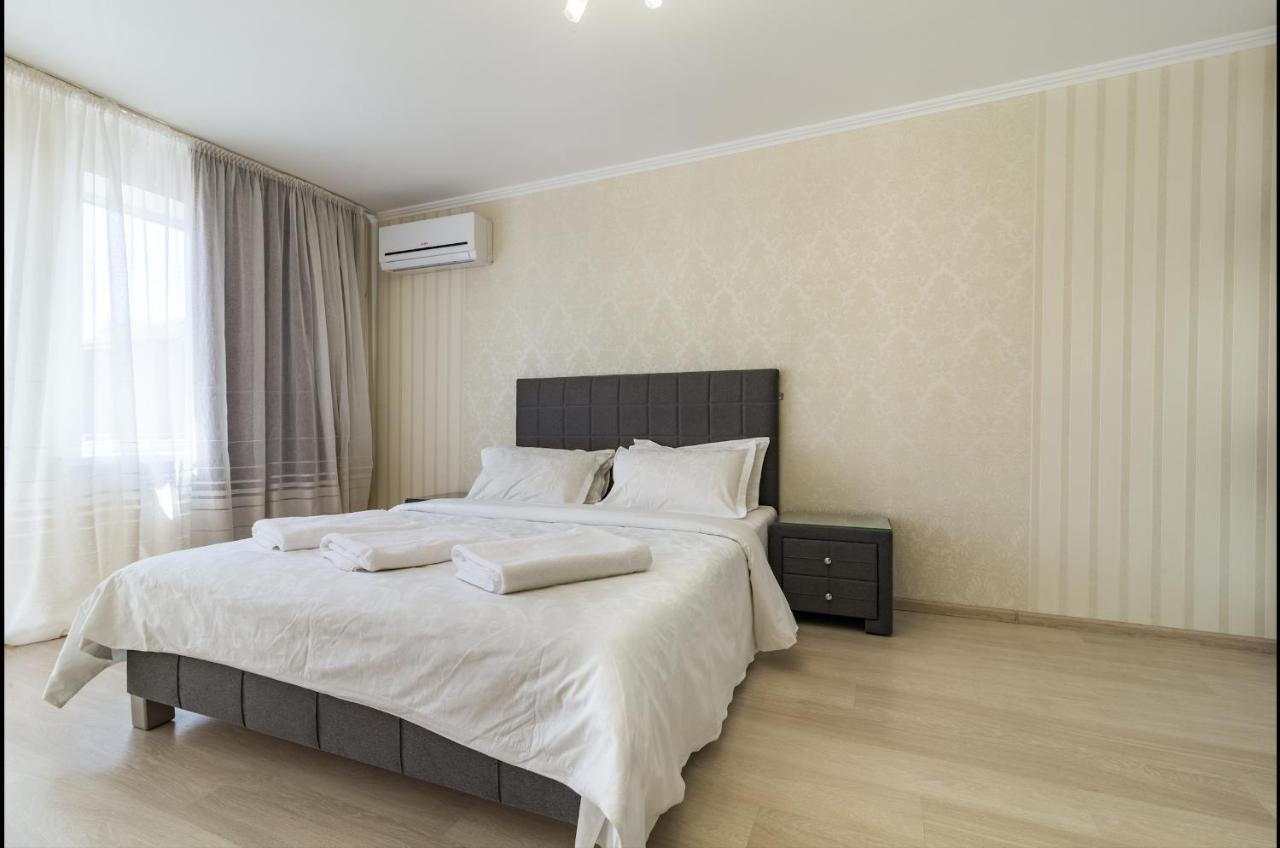 Luxury 2-Bedroom Most City Area, Center Dnipro Exterior photo